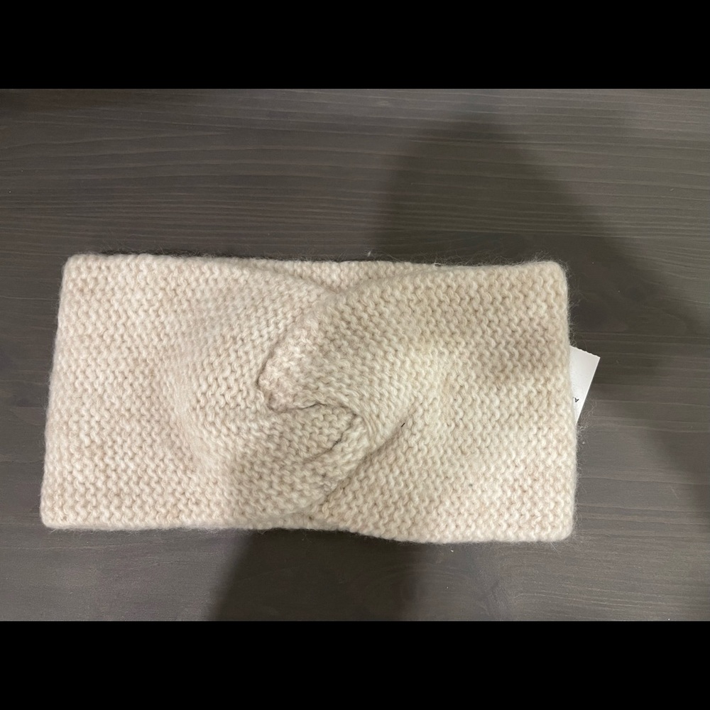 Cream headband. New with tags